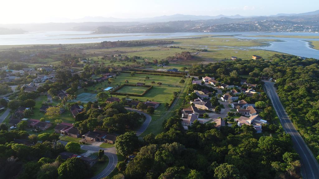 Brenton Lake Holiday Cottages Luaran gambar